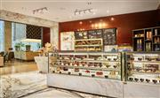 卡颂美味店 全天开放的烘焙店，提供正餐间的美味小点